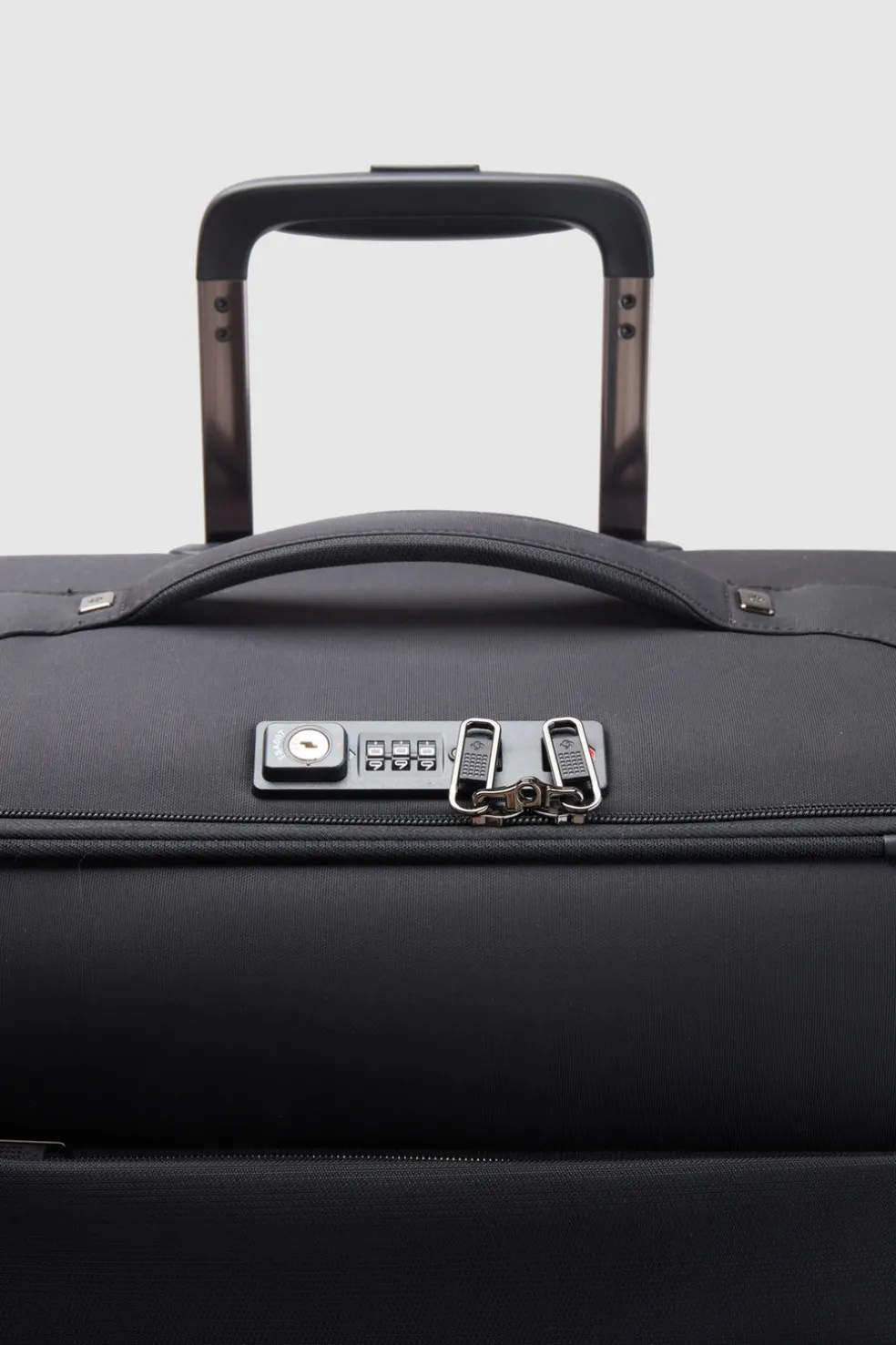 Airea Check-In 78cm Suitcase