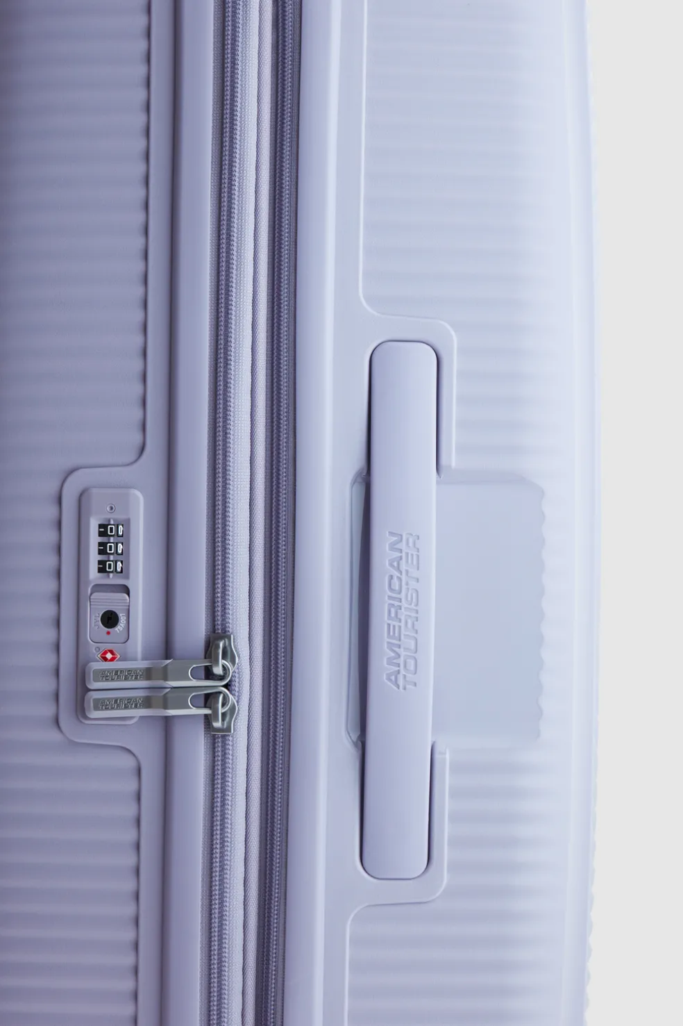 Curio 2 55cm Suitcase