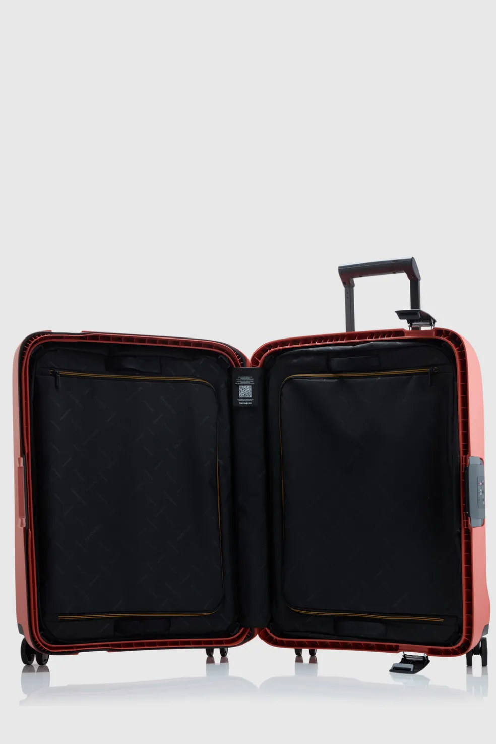 Essens Carry-On 55cm Suitcase