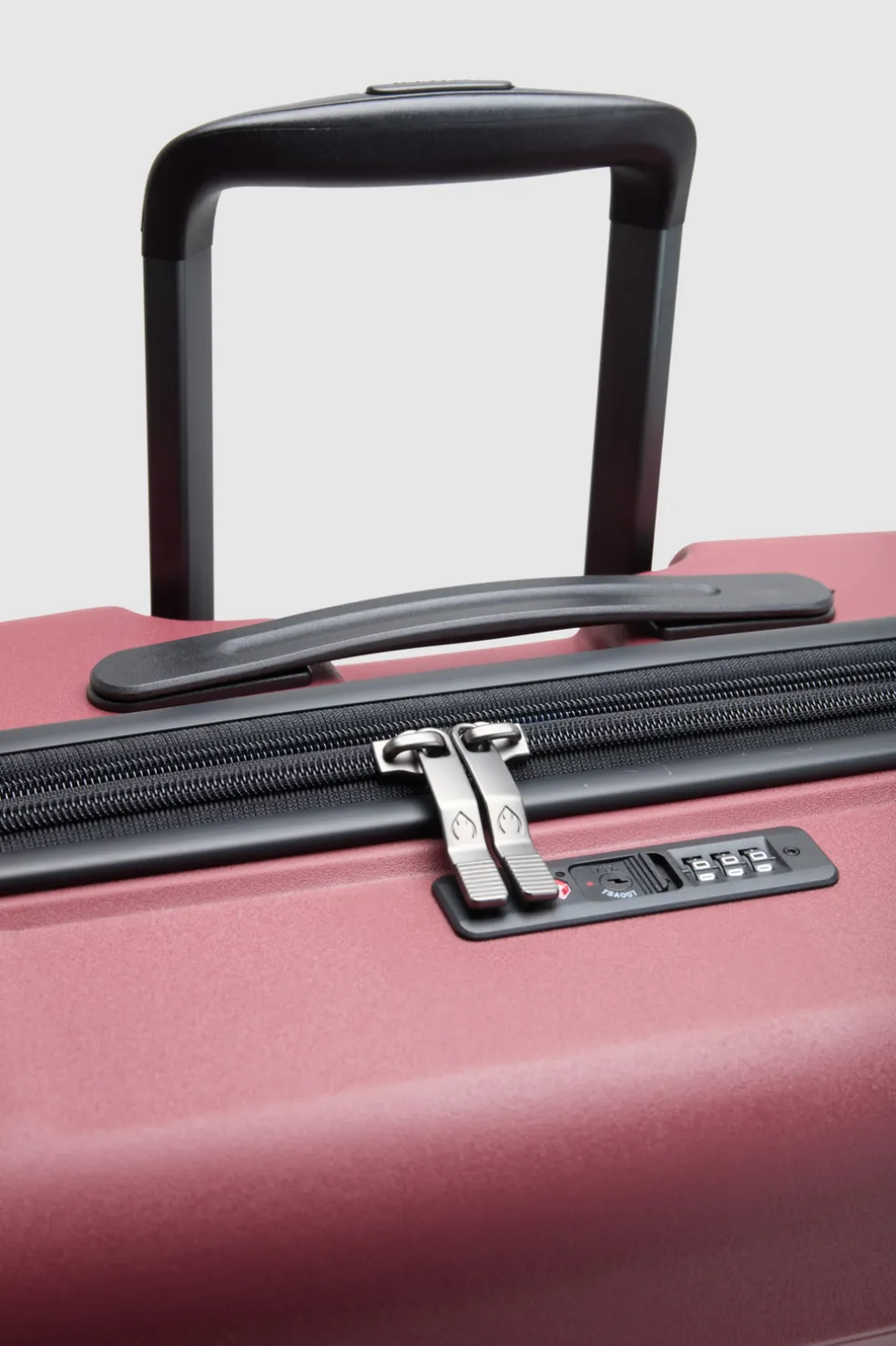 Gloss Stripe 78cm Suitcase