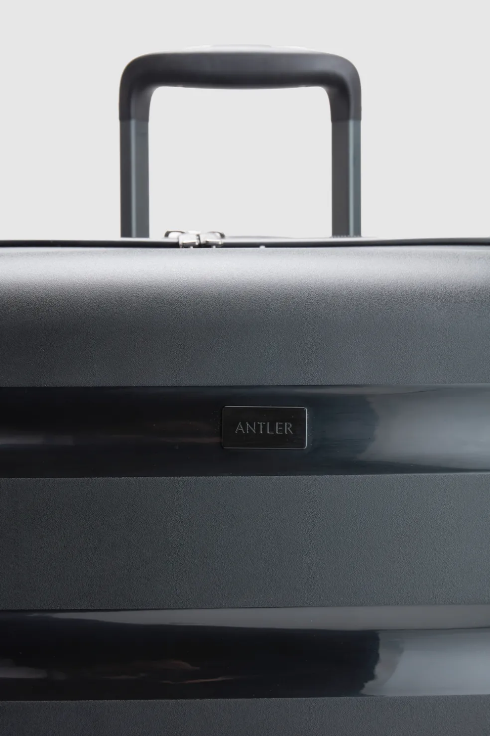 Gloss Stripe 68cm Suitcase