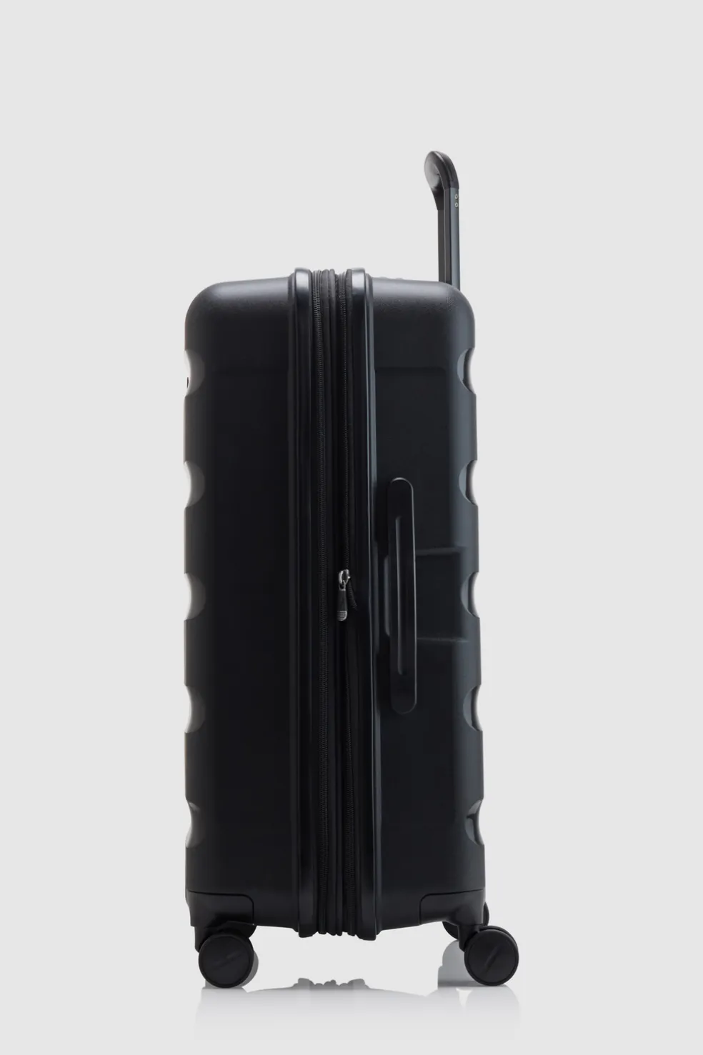 Gloss Stripe 68cm Suitcase