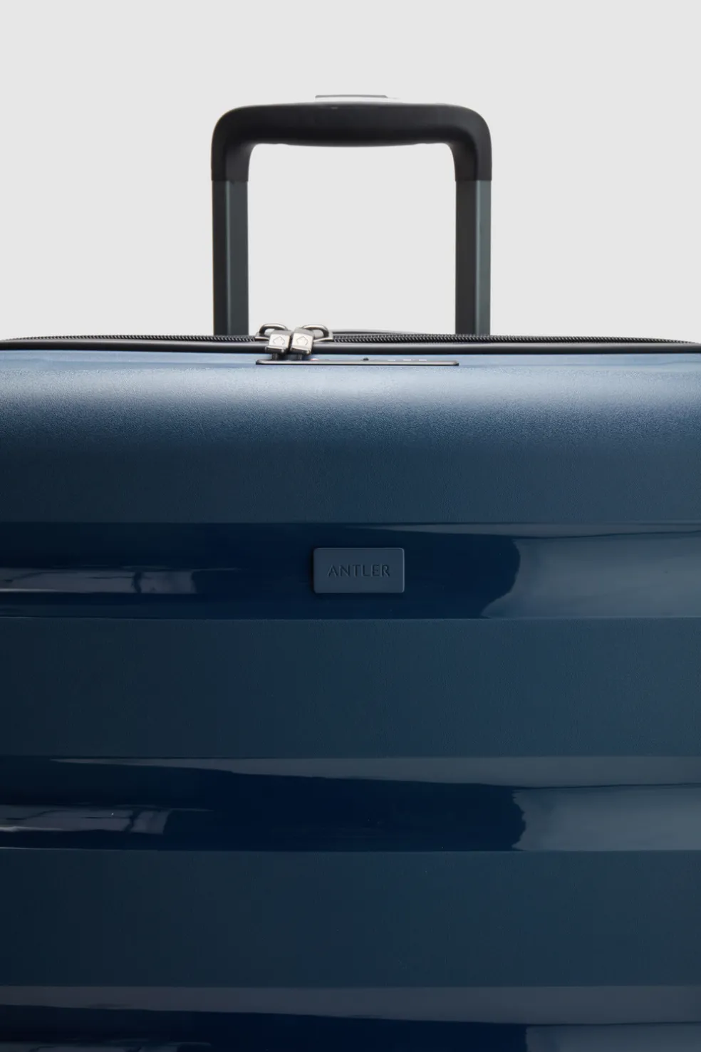 Gloss Stripe 68cm Suitcase