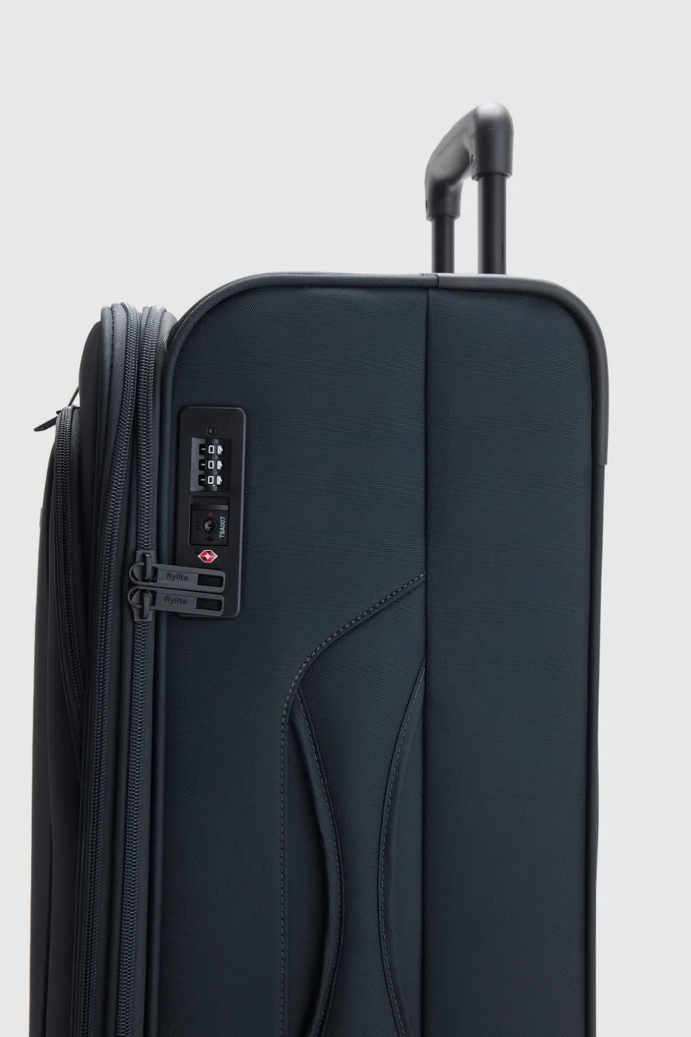 Hawthorn Check-In 81cm Suitcase