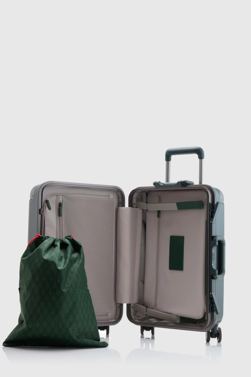 Heritage Stripe 55cm Suitcase
