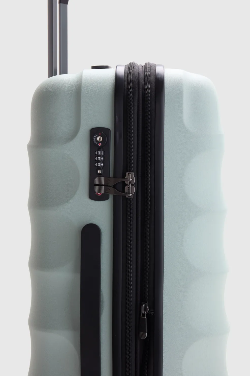 Juno Check-In 79cm Suitcase