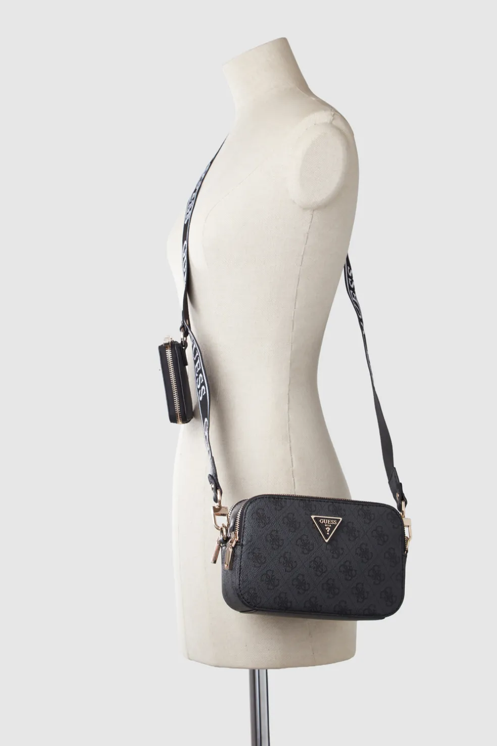 Latona Camera Crossbody Bag
