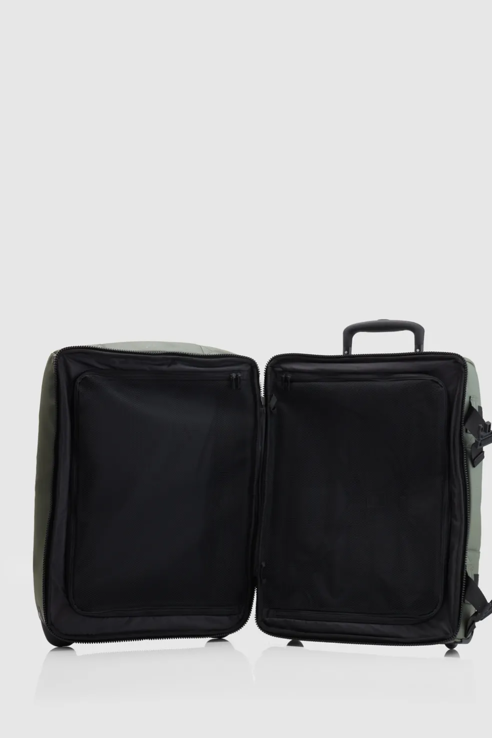 Newtown Carry-On 55cm Wheelbag