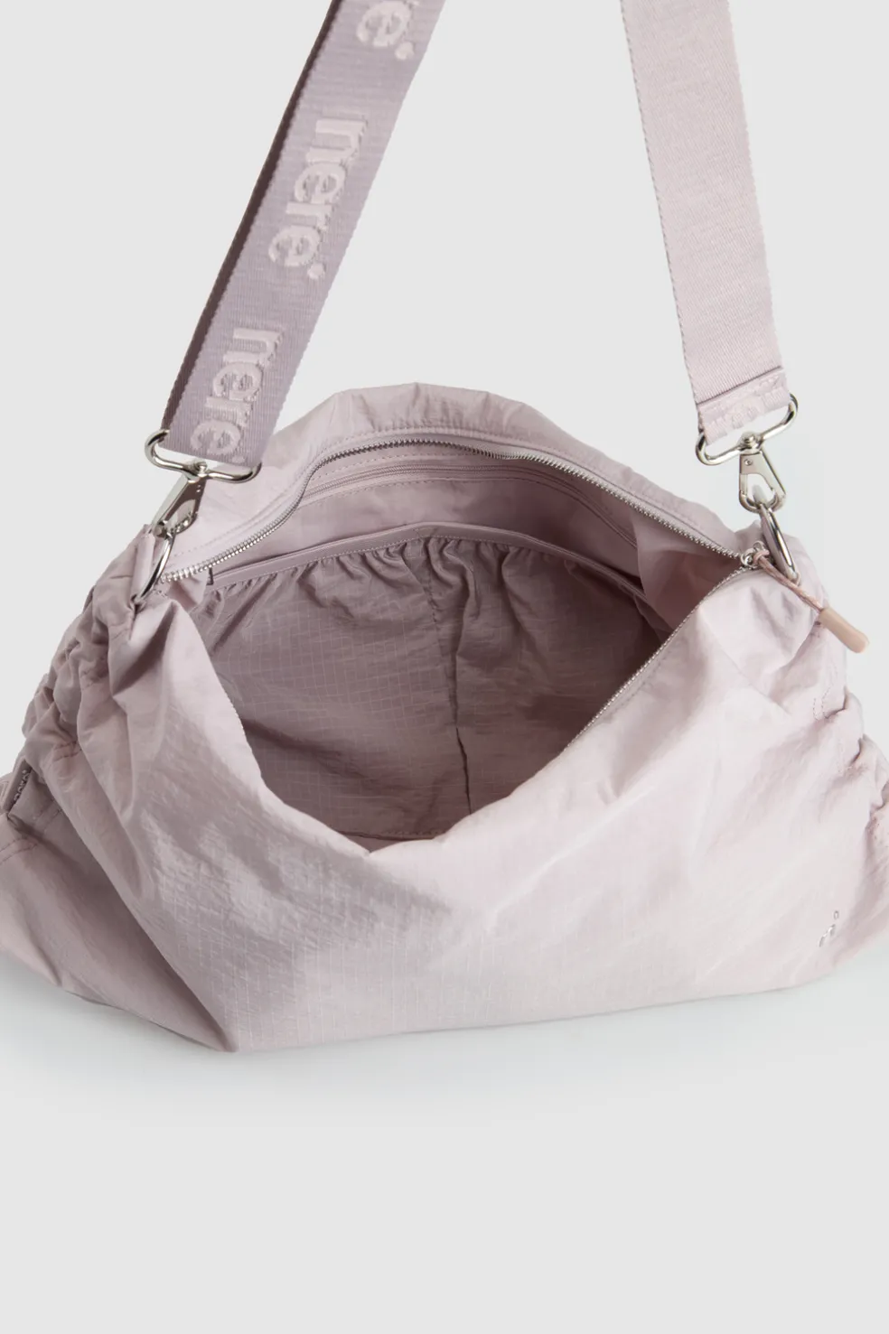 n.motion Shoulder Bag
