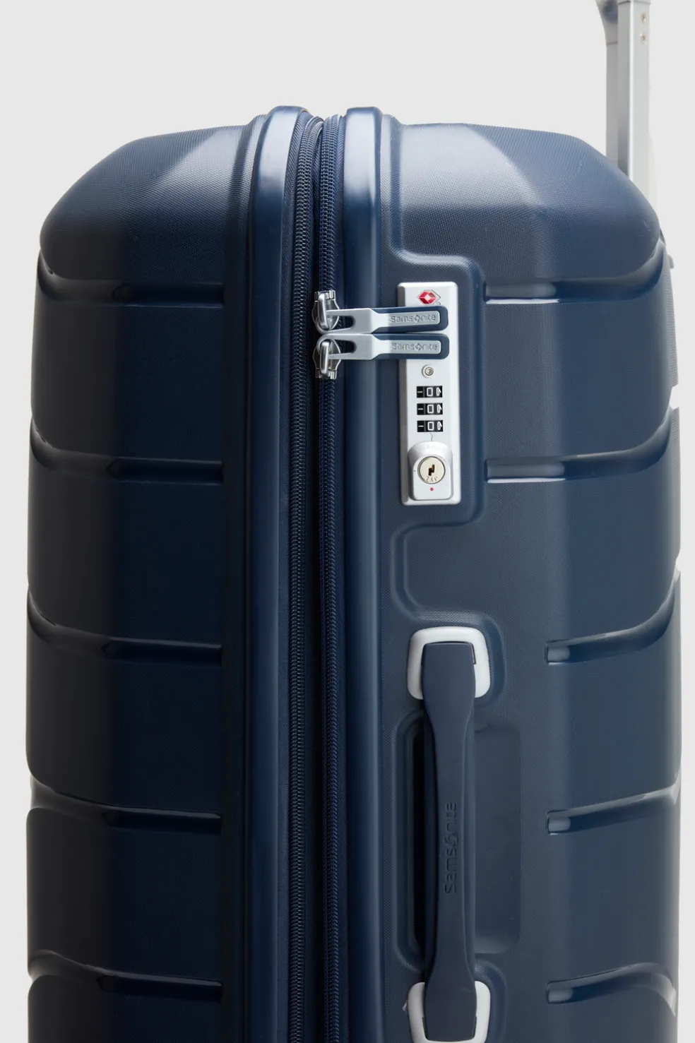 Oc2lite Check-In 68cm Suitcase