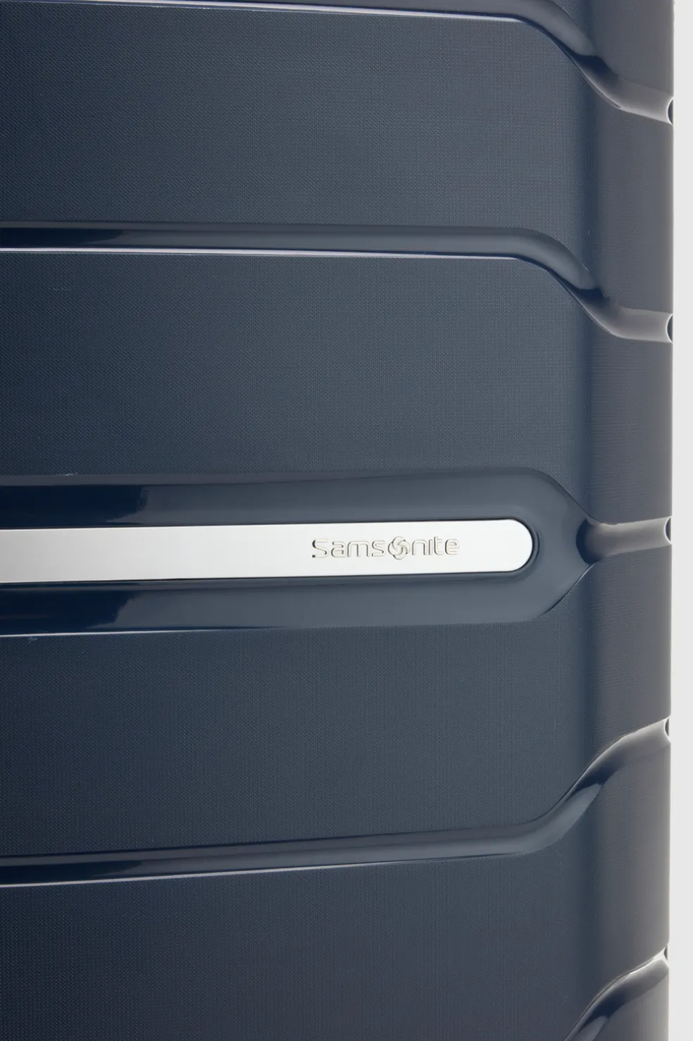 Oc2lite Check-In 68cm Suitcase