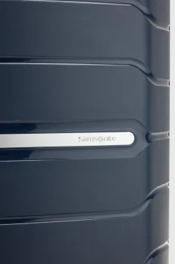 Oc2lite Check-In 81cm Suitcase