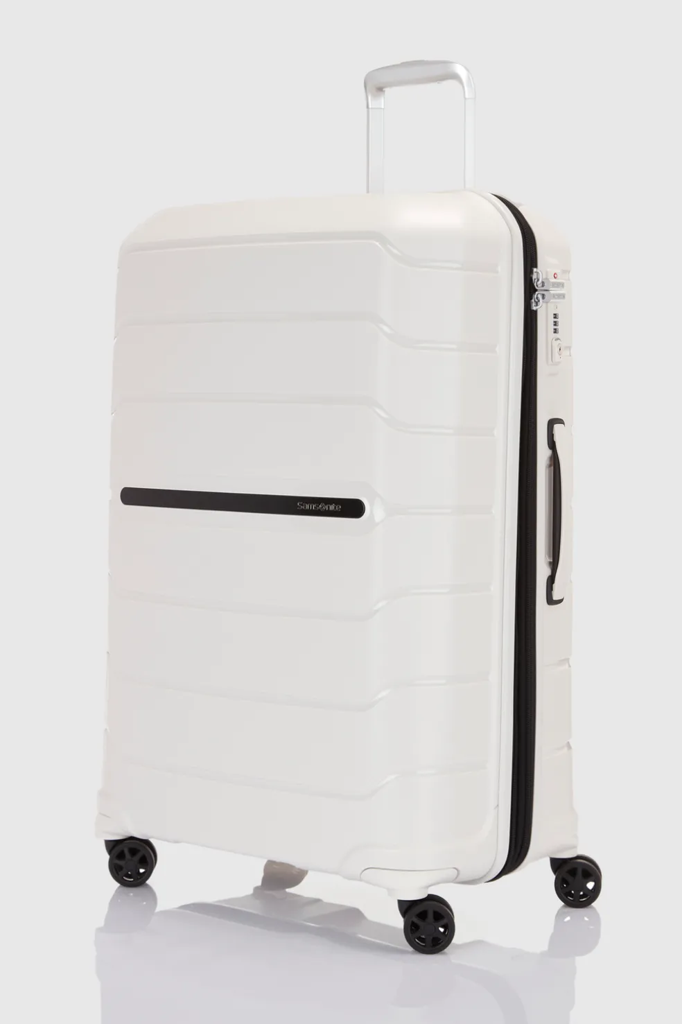 Oc2lite Check-In 75cm Suitcase