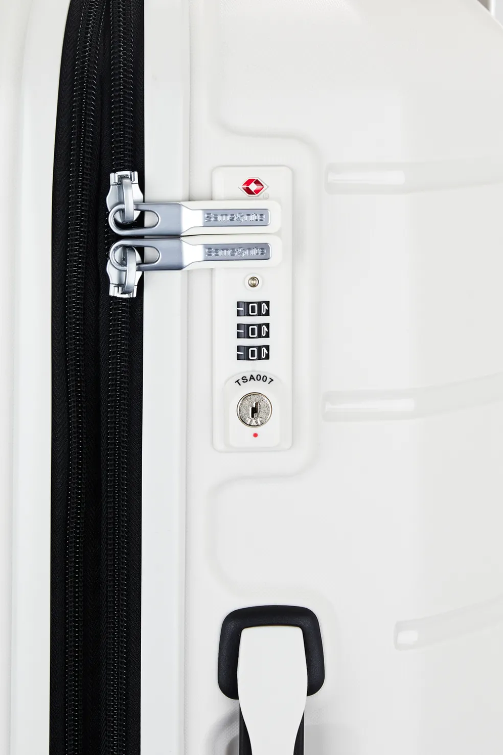 Oc2lite Check-In 75cm Suitcase