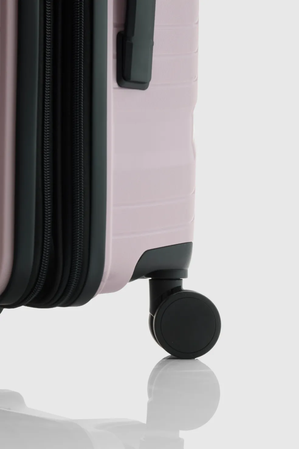 Palm Carry-On 55cm Suitcase