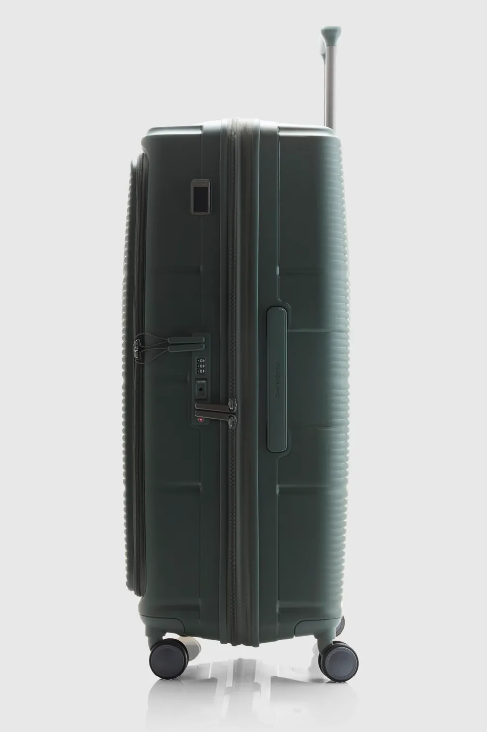 Paralux Check-In 81cm Suitcase