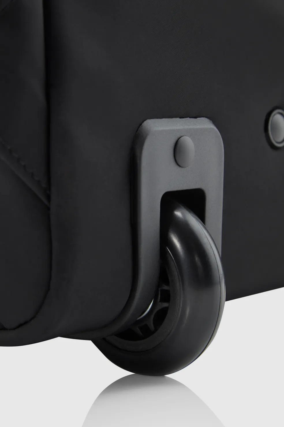 Seeker Carry-On 40cm Wheelbag