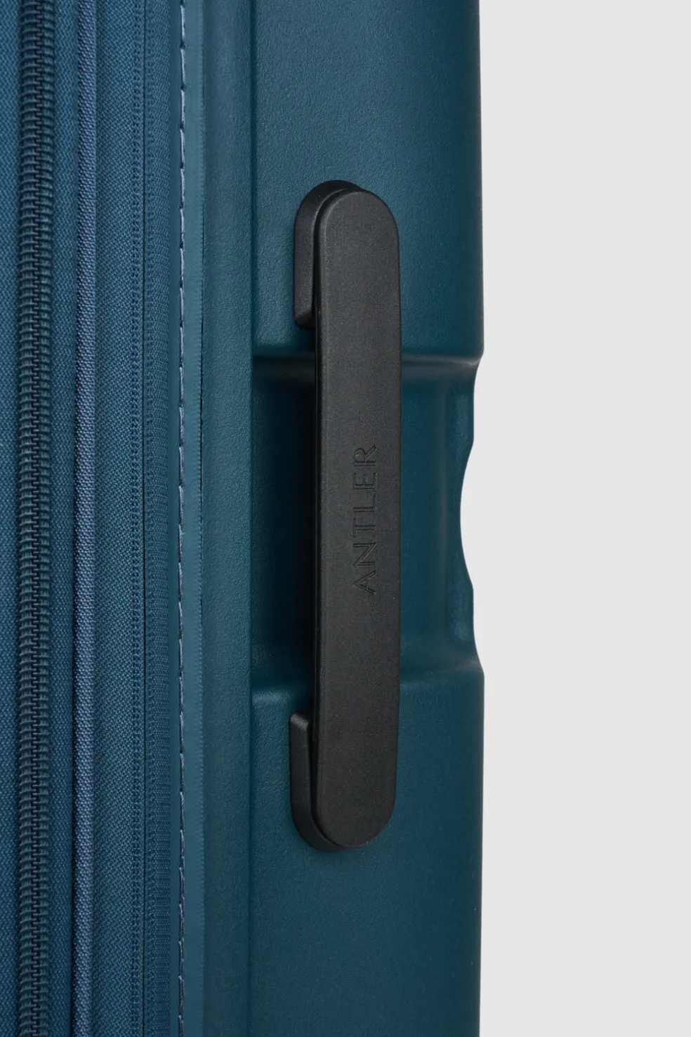 Single Stripe 81cm Suitcase