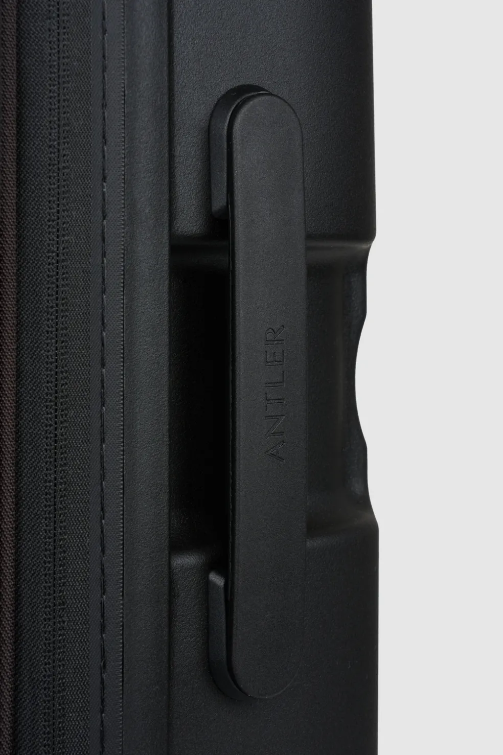 Single Stripe 68cm Suitcase