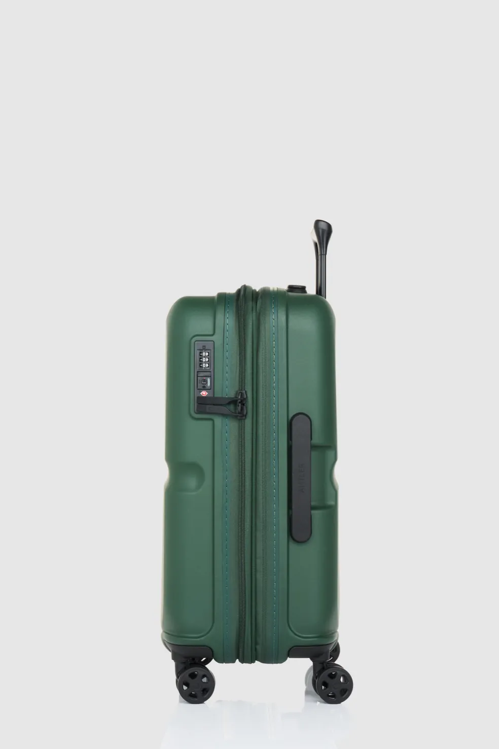 Single Stripe 55cm Suitcase
