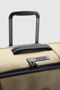 Soft Stripe 2.0 69cm Suitcase