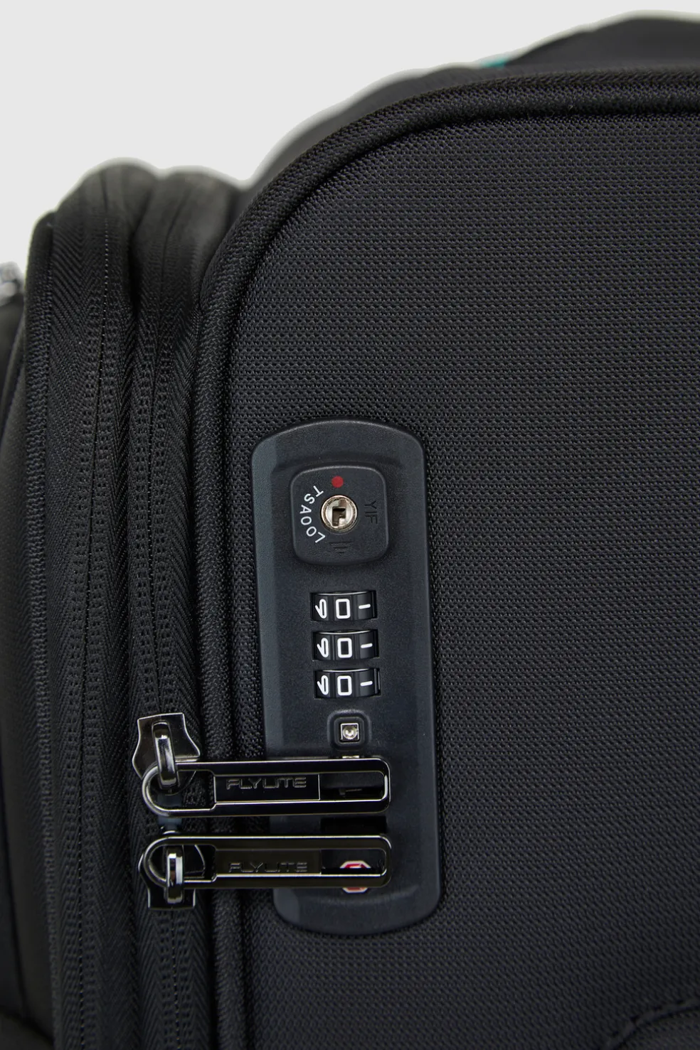 Spin Air 4 55cm Suitcase