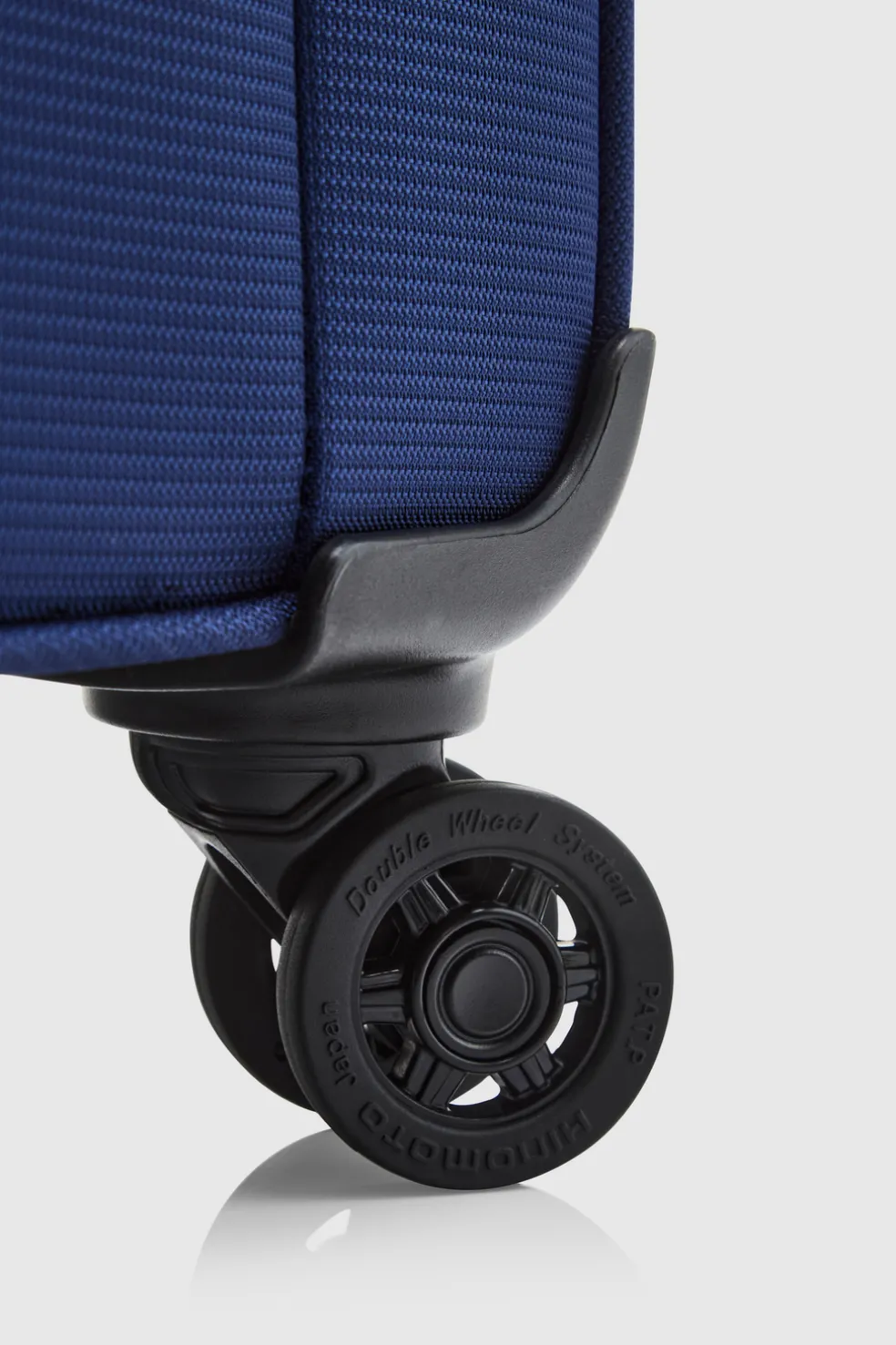Spin Air 4 83cm Suitcase