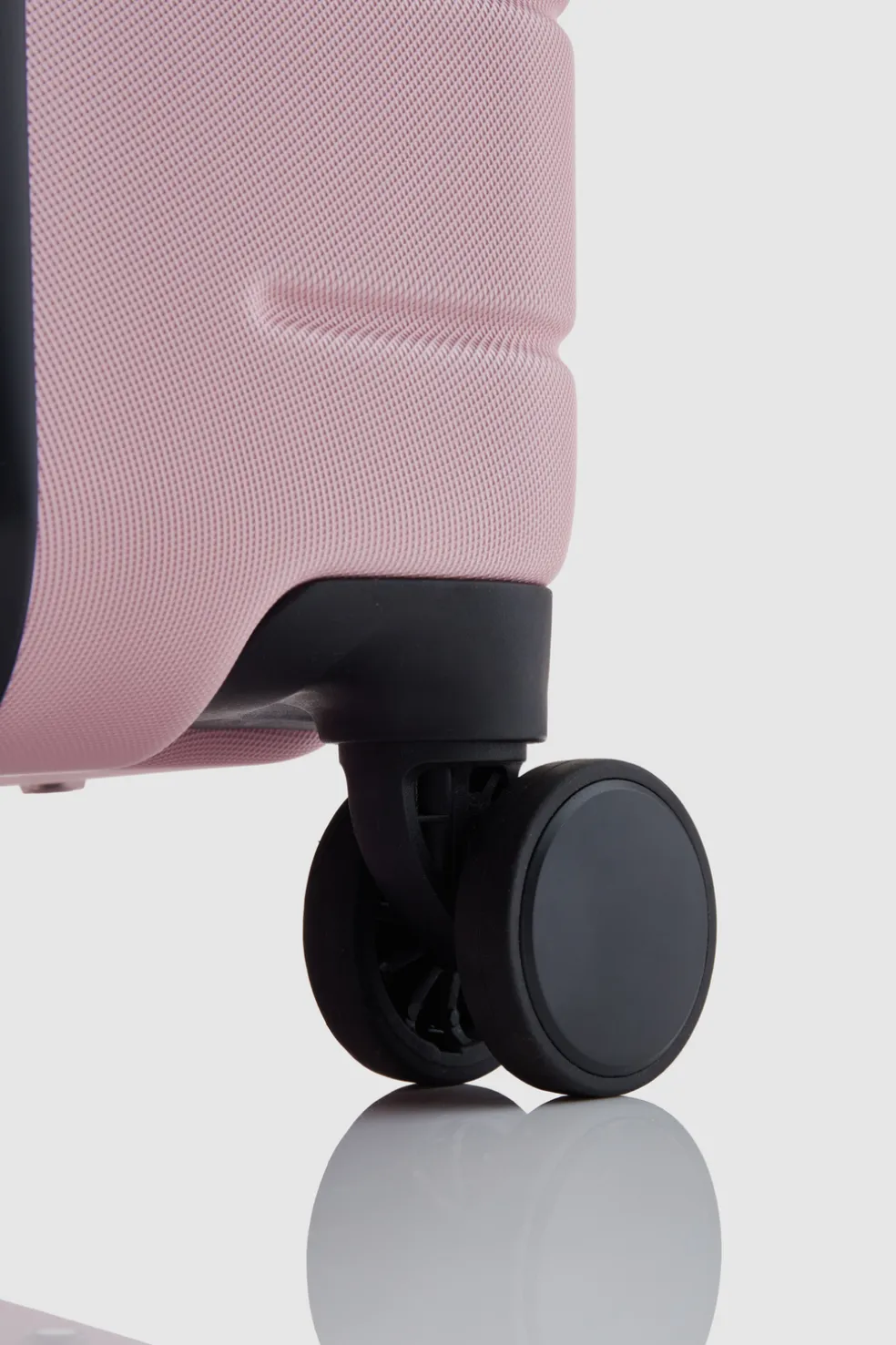 Stori Check-In 75cm Suitcase