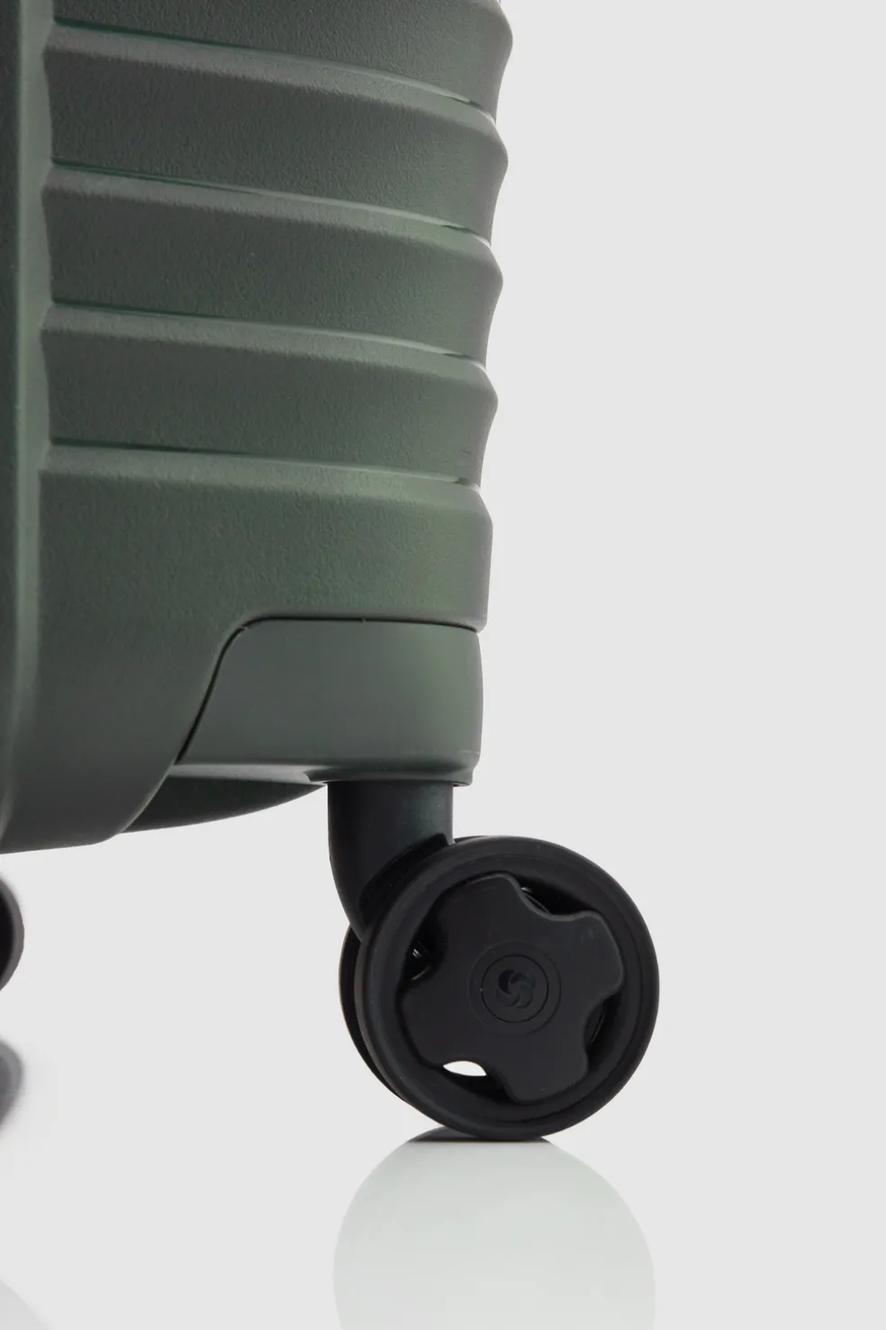 Upscape Carry-On 55cm Suitcase