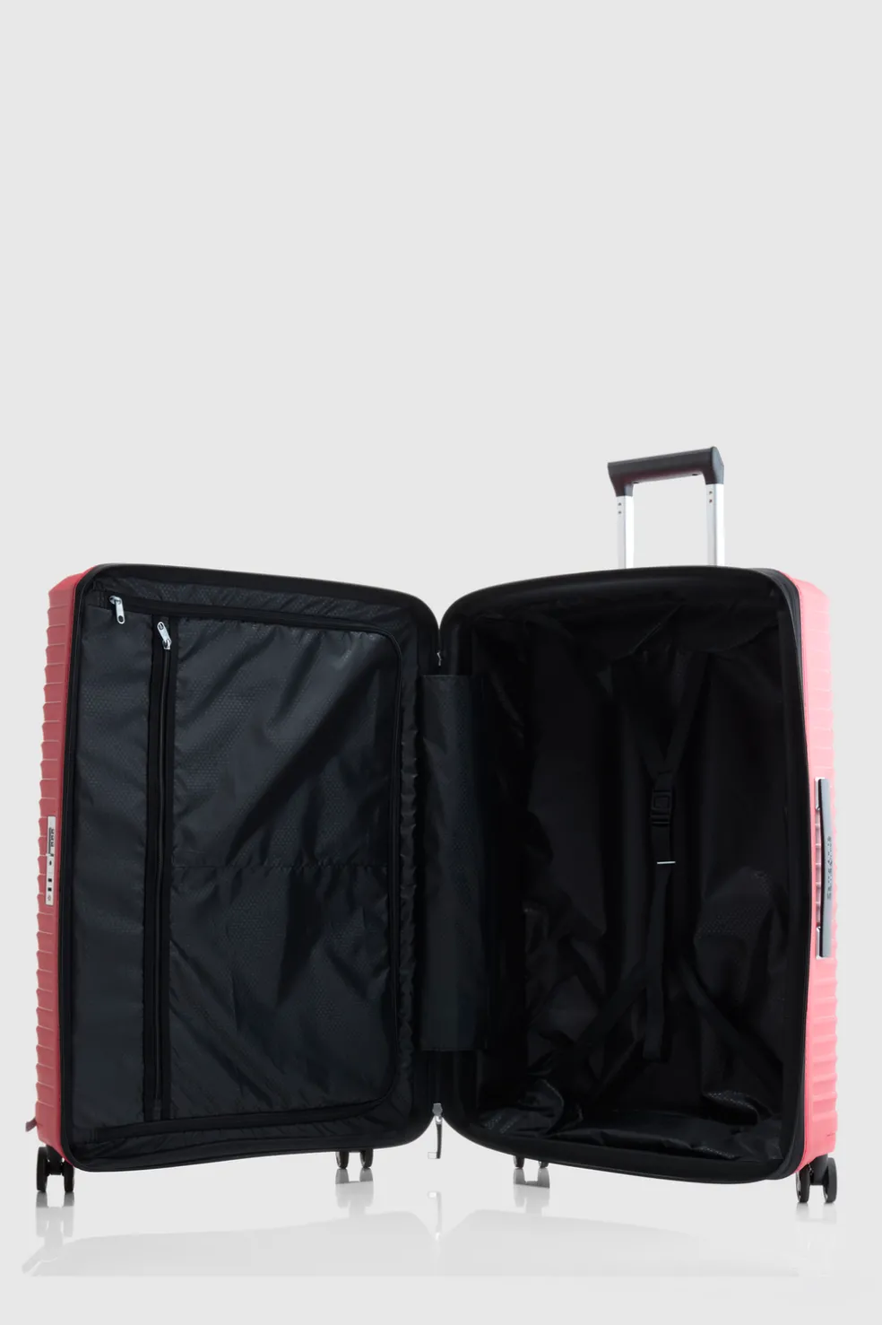Upscape Check-In 81cm Suitcase